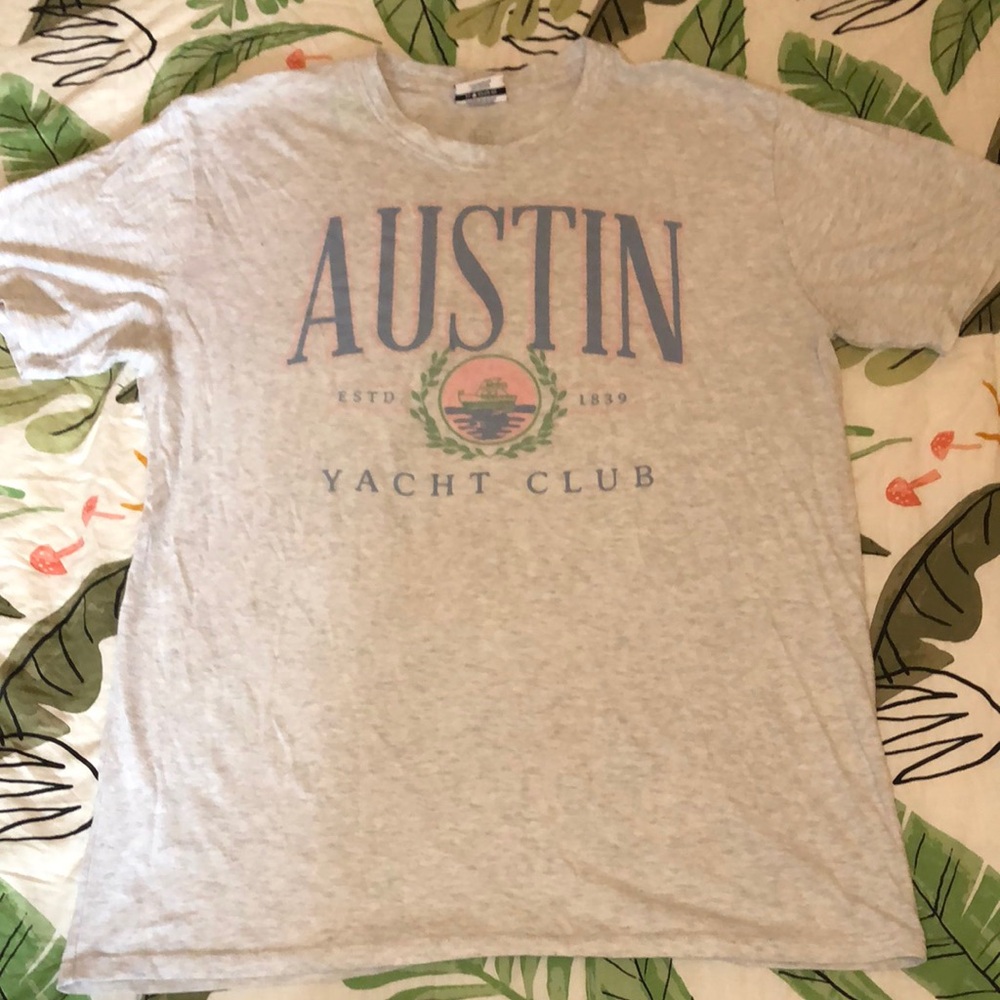 Vintage Y2K Austin Yacht Club Tee Shirt